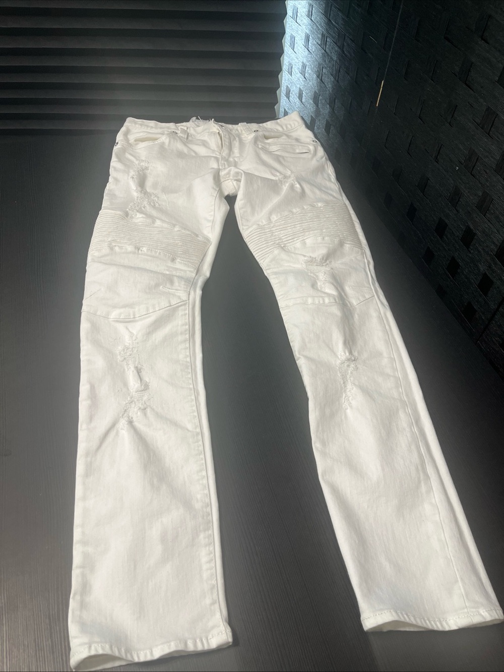 Armani Exchange J27 Skinny Biker Jeans 30x30 White Stretch Denim. See pics